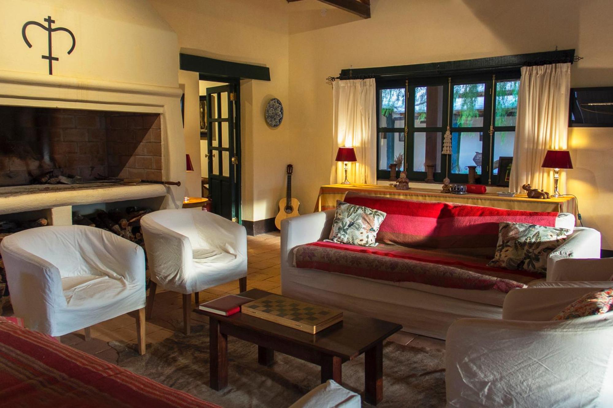 Estancia Banda Grande - Horse & Hiking Safaris 莫利诺斯 外观 照片