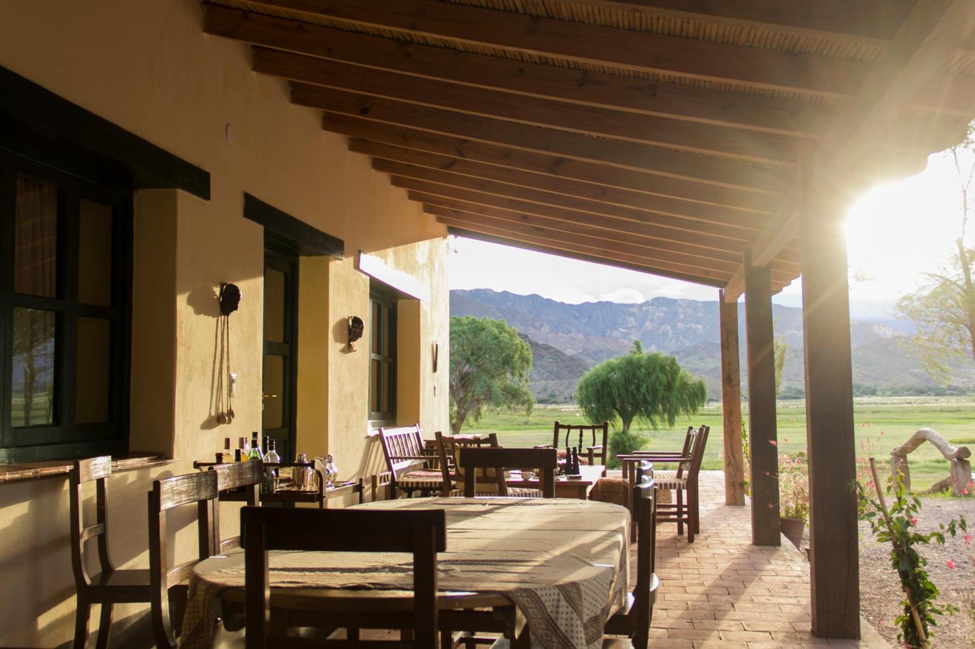 Estancia Banda Grande - Horse & Hiking Safaris 莫利诺斯 外观 照片